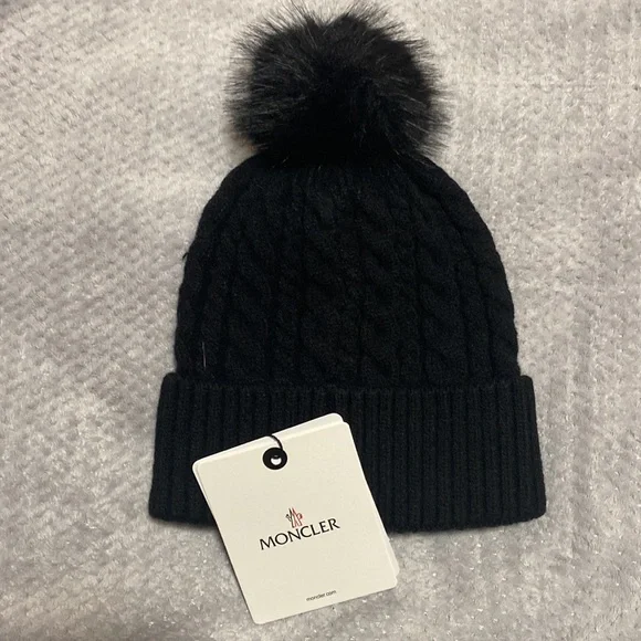 Moncler Black Cable Knit Beanie with Pom display picture 1